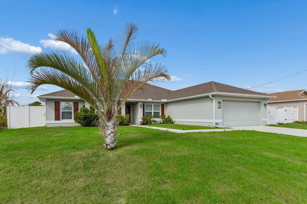 1862 SW Monterrey Lane Port St Lucie FL 34953