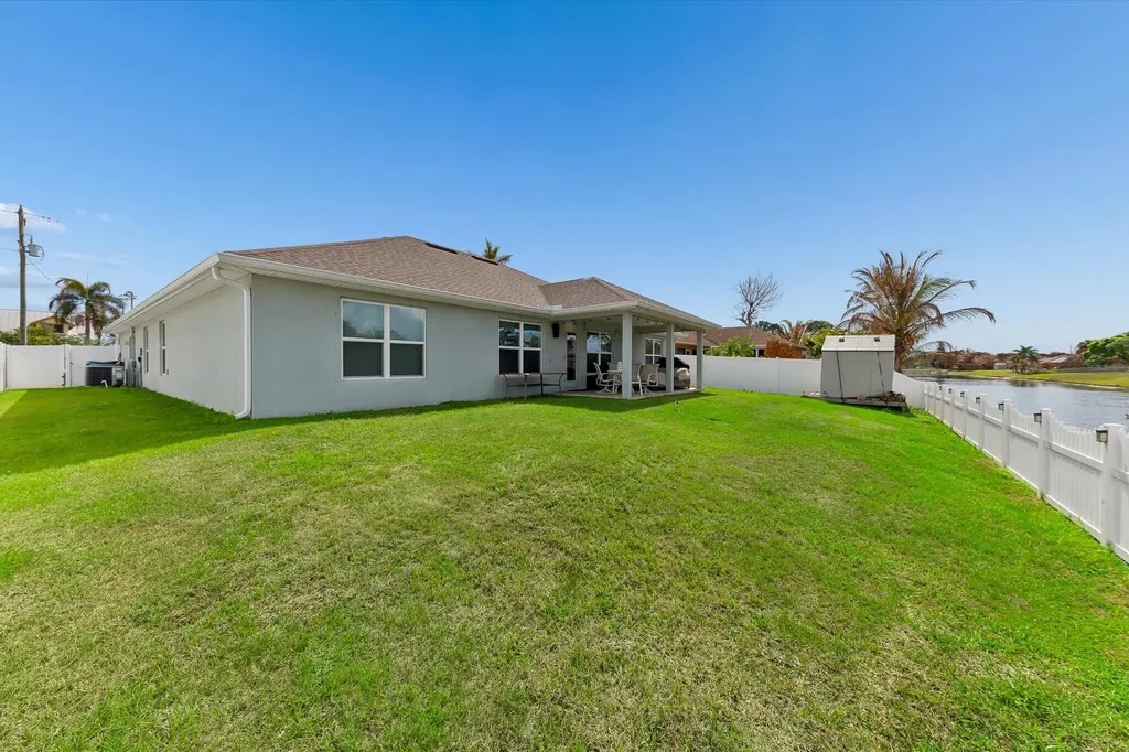 1862 SW Monterrey Lane Port St Lucie FL 34953