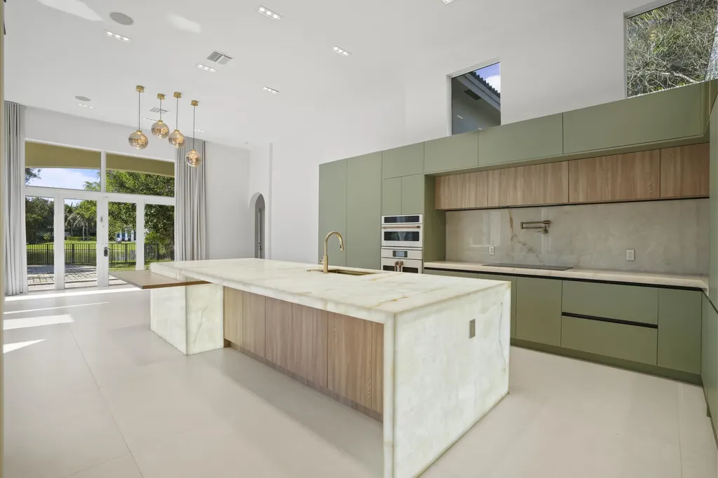 3201 E Stonebrook Circle Davie FL 33330