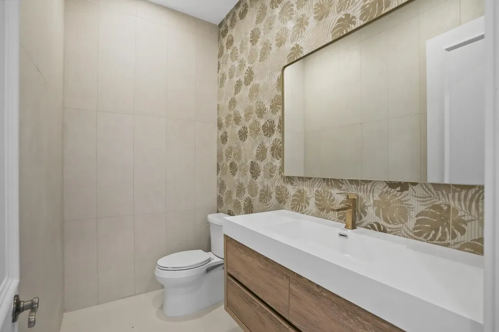3201 E Stonebrook Circle Davie FL 33330