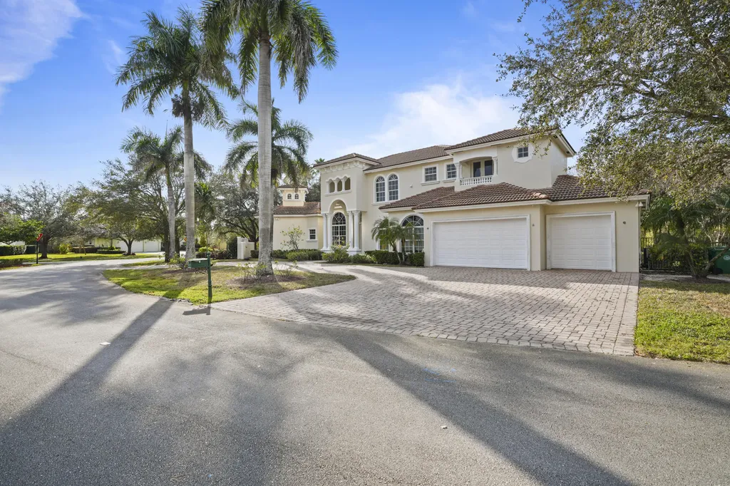 3201 E Stonebrook Circle Davie FL 33330