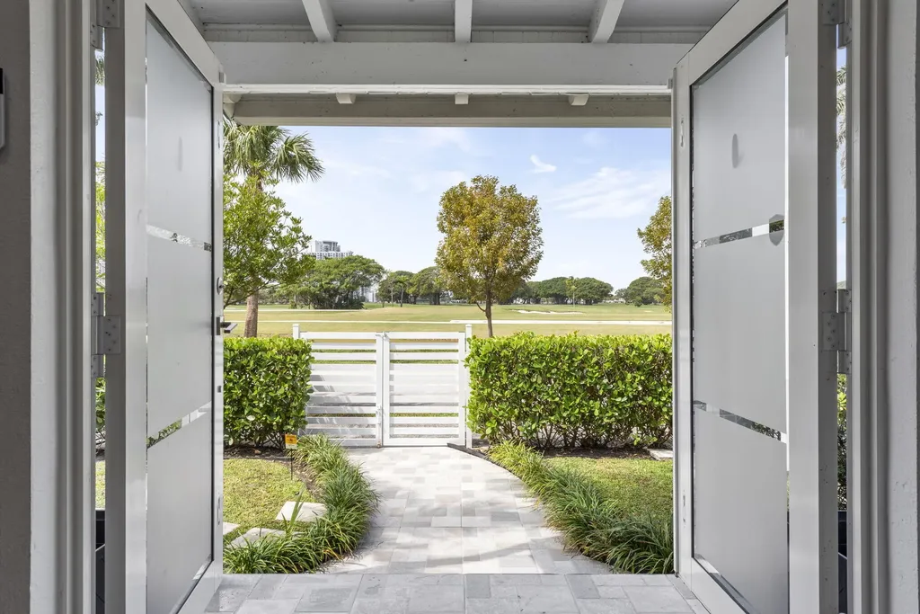 409 N 14th Avenue Hollywood FL 33020