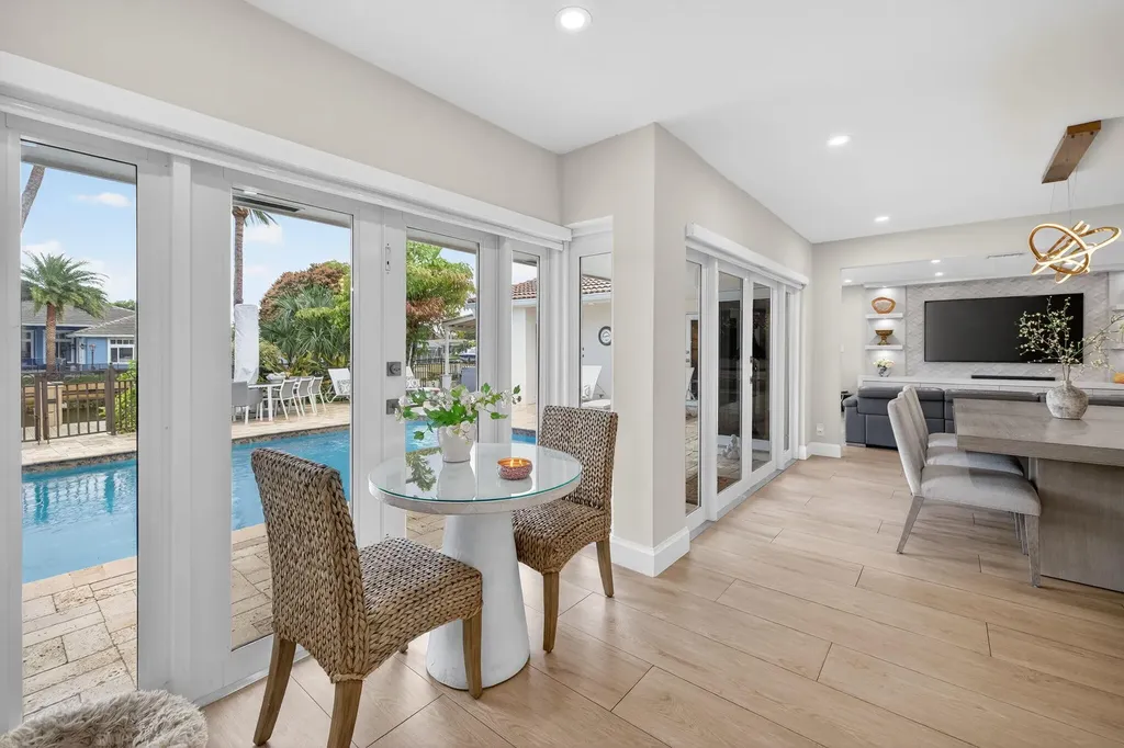 2760 NE 55th Street Fort Lauderdale FL 33308