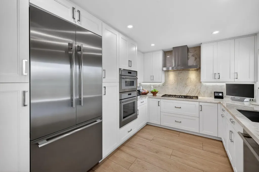 2760 NE 55th Street Fort Lauderdale FL 33308