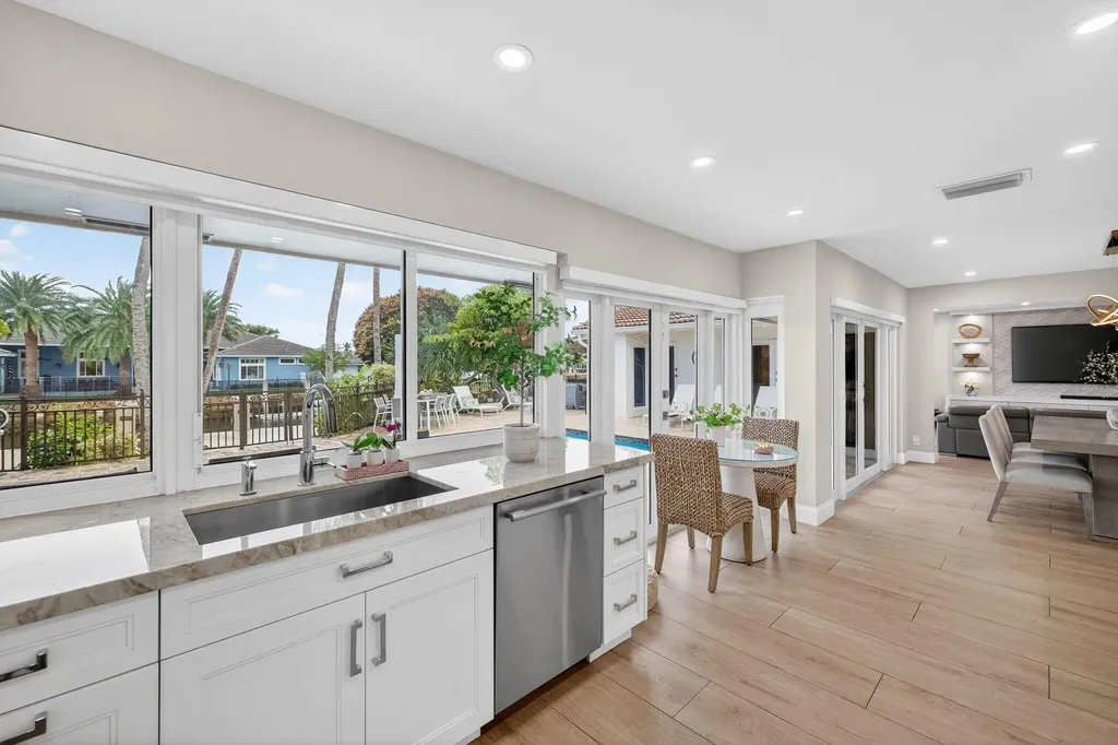 2760 NE 55th Street Fort Lauderdale FL 33308