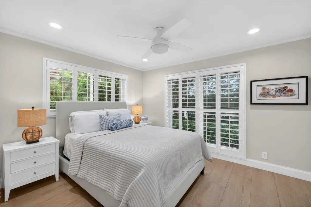 2760 NE 55th Street Fort Lauderdale FL 33308