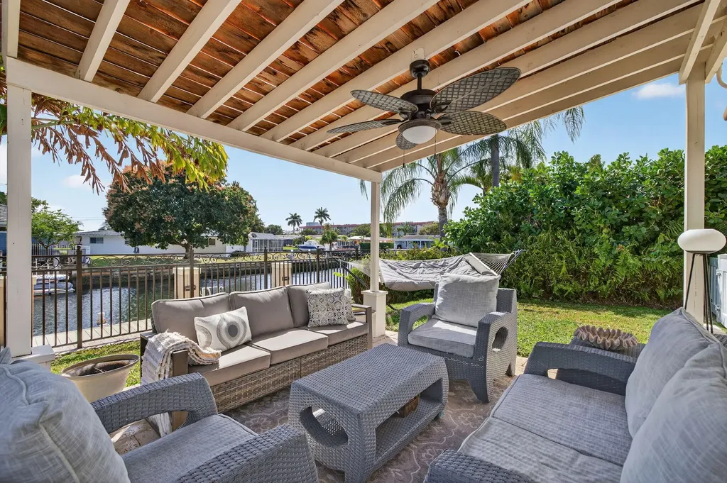 2760 NE 55th Street Fort Lauderdale FL 33308