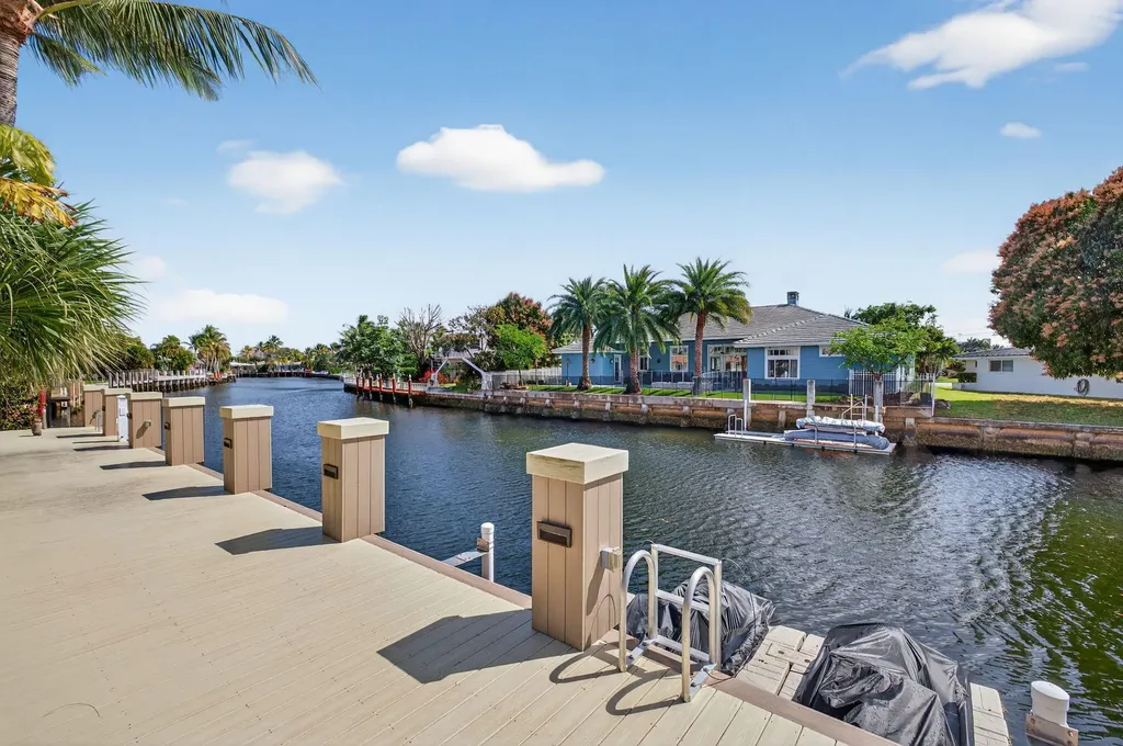 2760 NE 55th Street Fort Lauderdale FL 33308
