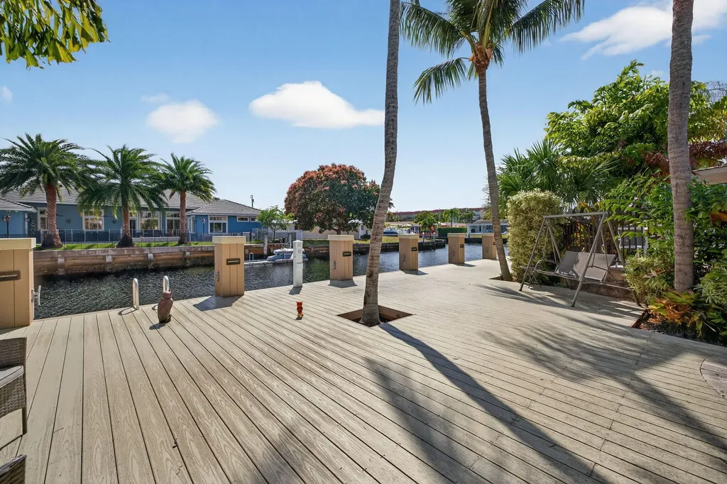 2760 NE 55th Street Fort Lauderdale FL 33308