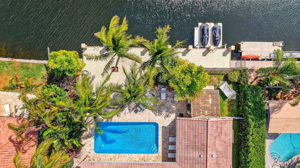 2760 NE 55th Street Fort Lauderdale FL 33308
