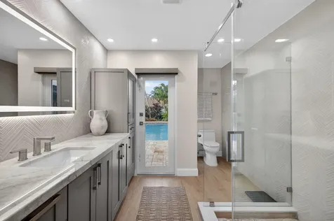 2760 NE 55th Street Fort Lauderdale FL 33308