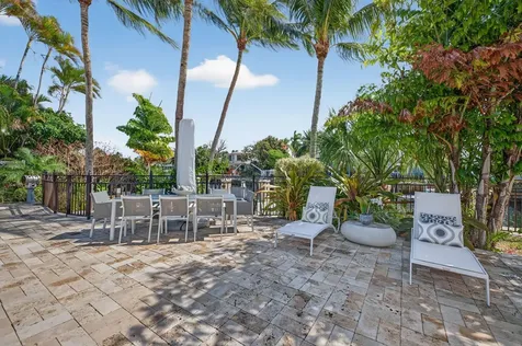 2760 NE 55th Street Fort Lauderdale FL 33308