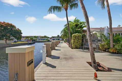 2760 NE 55th Street Fort Lauderdale FL 33308