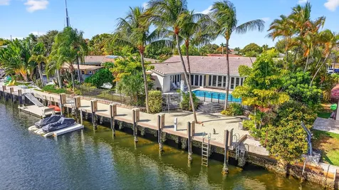 2760 NE 55th Street Fort Lauderdale FL 33308