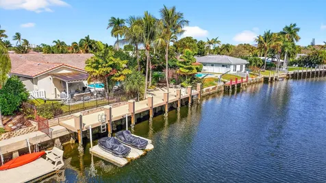 2760 NE 55th Street Fort Lauderdale FL 33308
