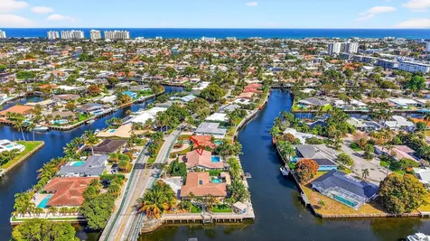 2760 NE 55th Street Fort Lauderdale FL 33308
