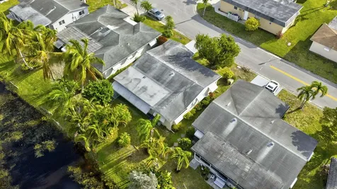 1570 NW 70th Terrace Margate FL 33063