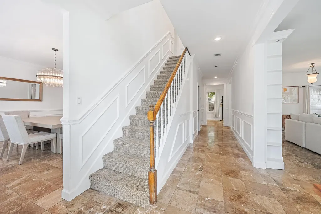 230 Park Avenue Palm Beach FL 33480