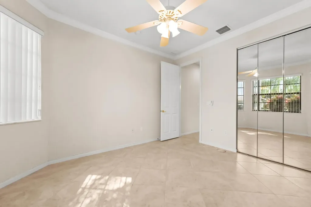 6823 Fabiano Circle Boynton Beach FL 33437