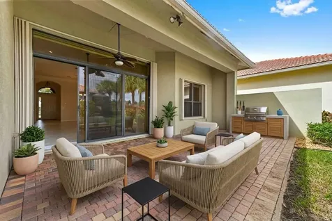 6823 Fabiano Circle Boynton Beach FL 33437