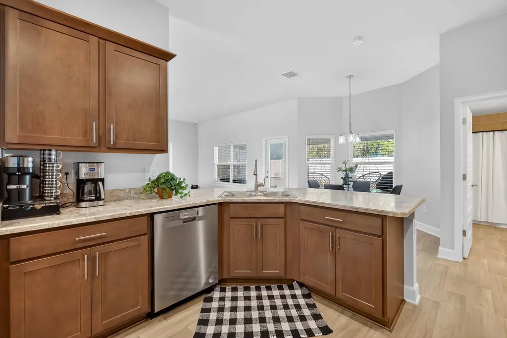 5462 NW Scepter Drive Port St Lucie FL 34983