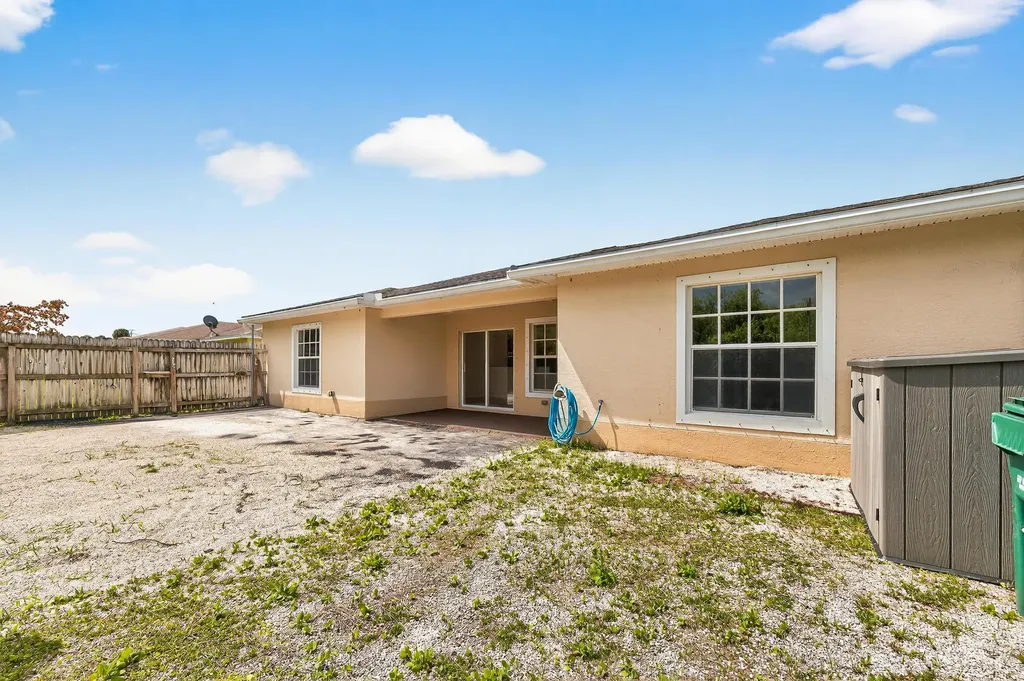 6504 Las Palmas Way Port St Lucie FL 34952