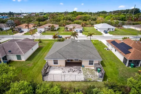 6504 Las Palmas Way Port St Lucie FL 34952