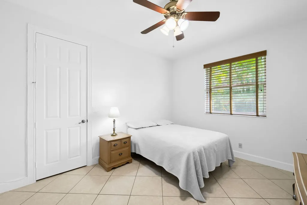 21305 Rock Ridge Drive Boca Raton FL 33428