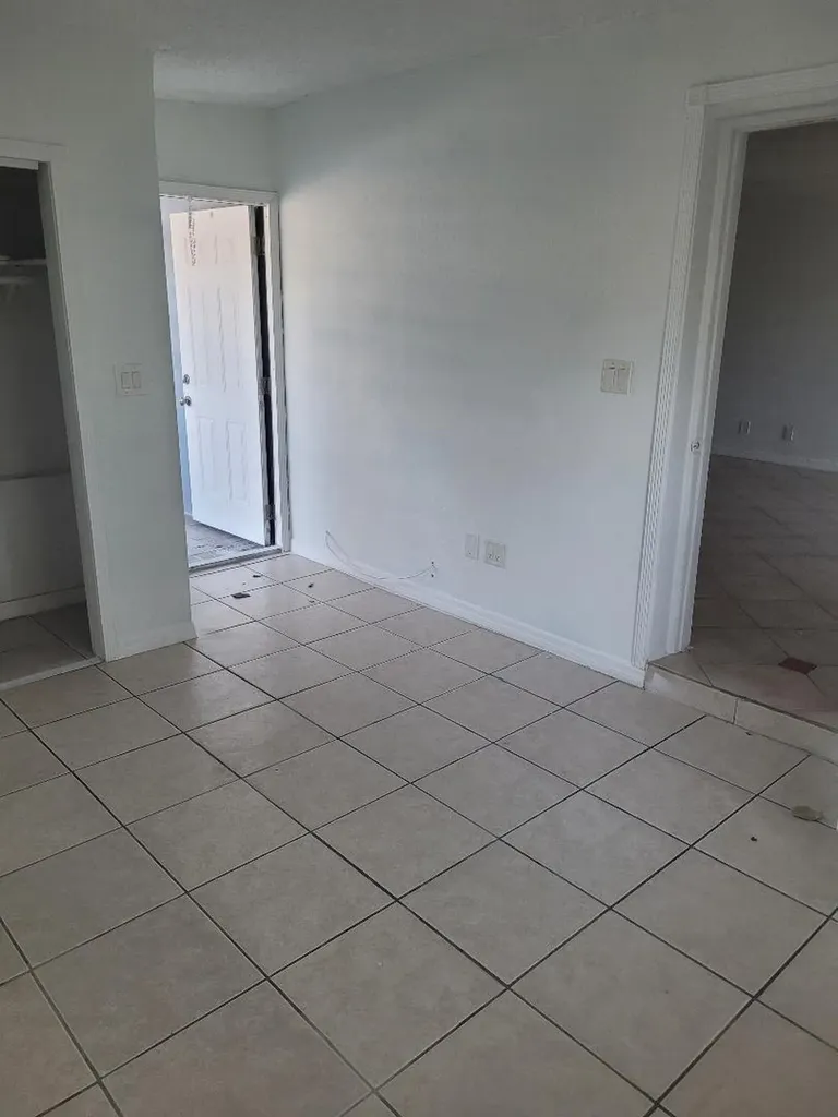 1810 NE 42nd Street Pompano Beach FL 33064