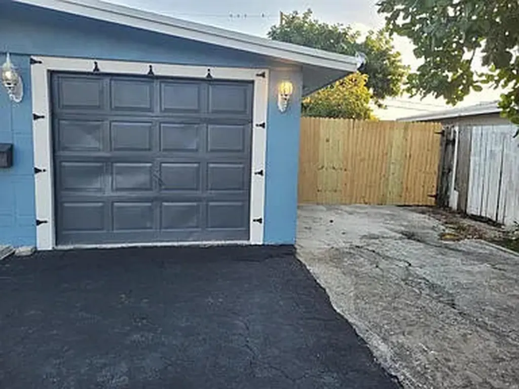 1810 NE 42nd Street Pompano Beach FL 33064