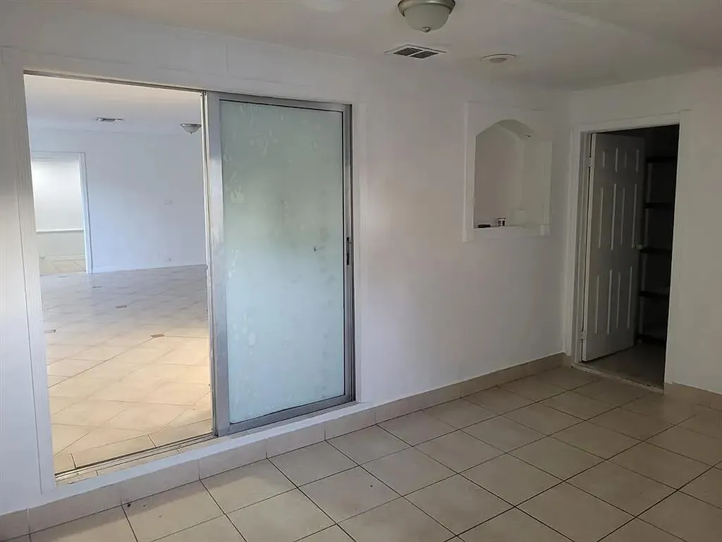 1810 NE 42nd Street Pompano Beach FL 33064