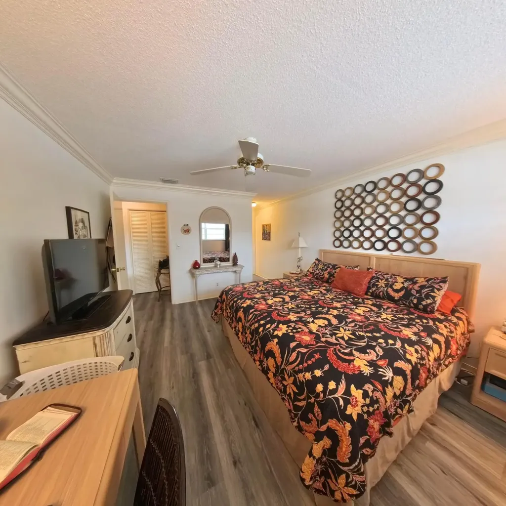4100 Crystal Lake Drive Pompano Beach FL 33064