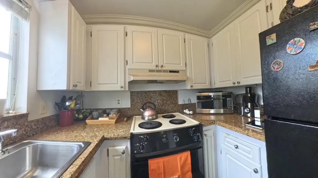 4100 Crystal Lake Drive Pompano Beach FL 33064