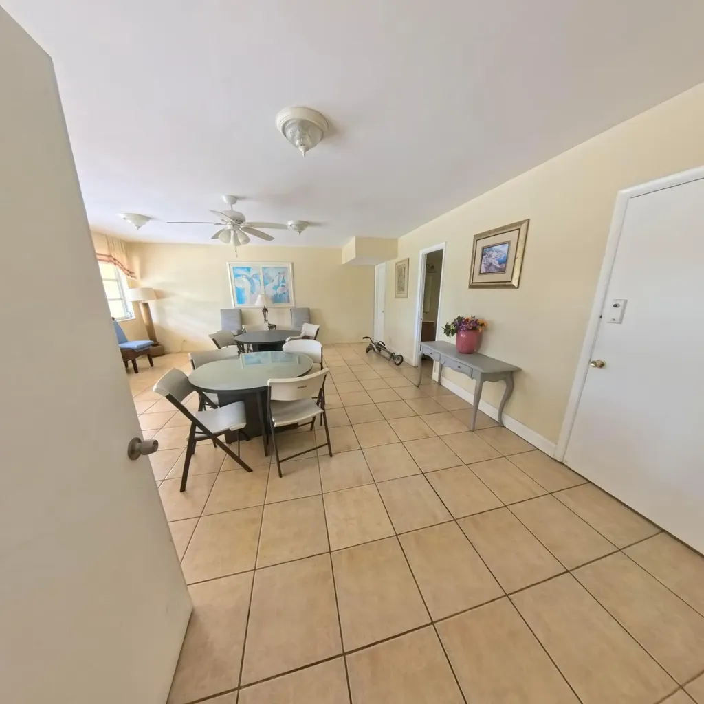 4100 Crystal Lake Drive Pompano Beach FL 33064