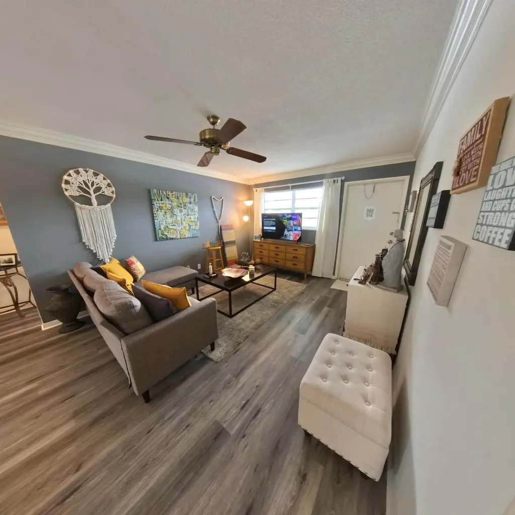4100 Crystal Lake Drive Pompano Beach FL 33064