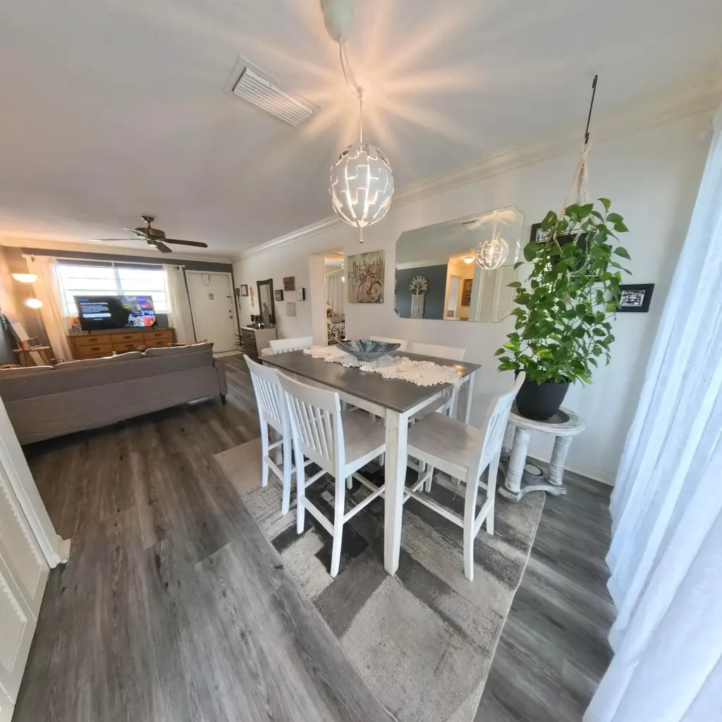 4100 Crystal Lake Drive Pompano Beach FL 33064