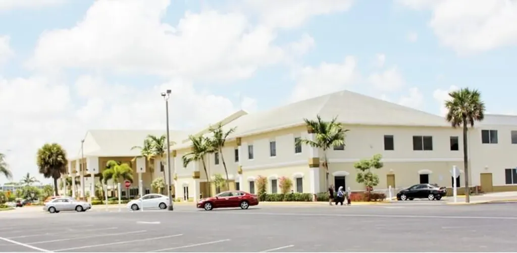 259 Sheffield K West Palm Beach FL 33417