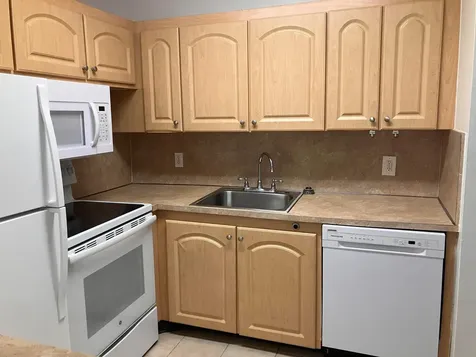259 Sheffield K West Palm Beach FL 33417