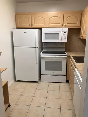 259 Sheffield K West Palm Beach FL 33417