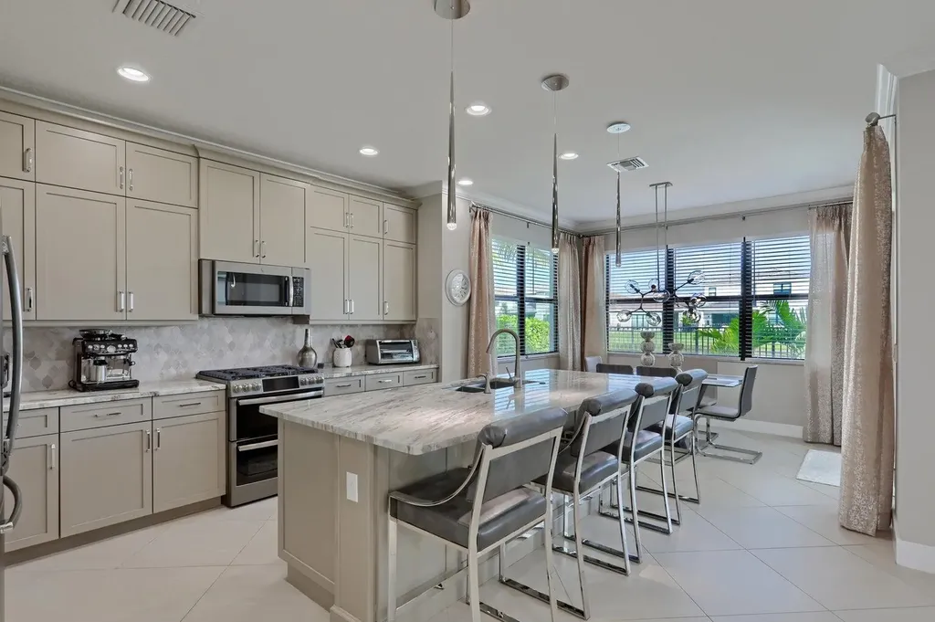 7184 Montereal Path Lake Worth FL 33463