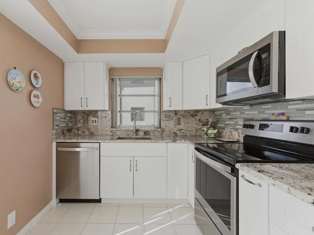 13648 Coconut Palm Court Delray Beach FL 33484