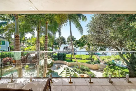 18163 SE Ridgeview Drive Tequesta FL 33469