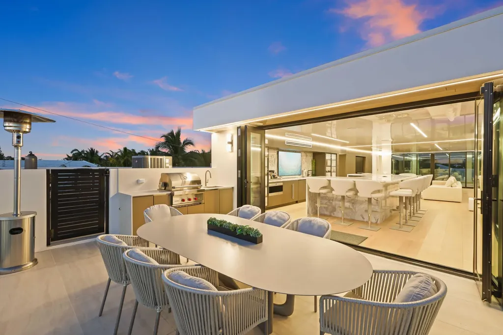 237 Elwa Place West Palm Beach FL 33405