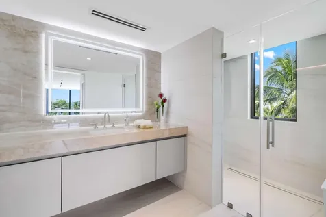 237 Elwa Place West Palm Beach FL 33405