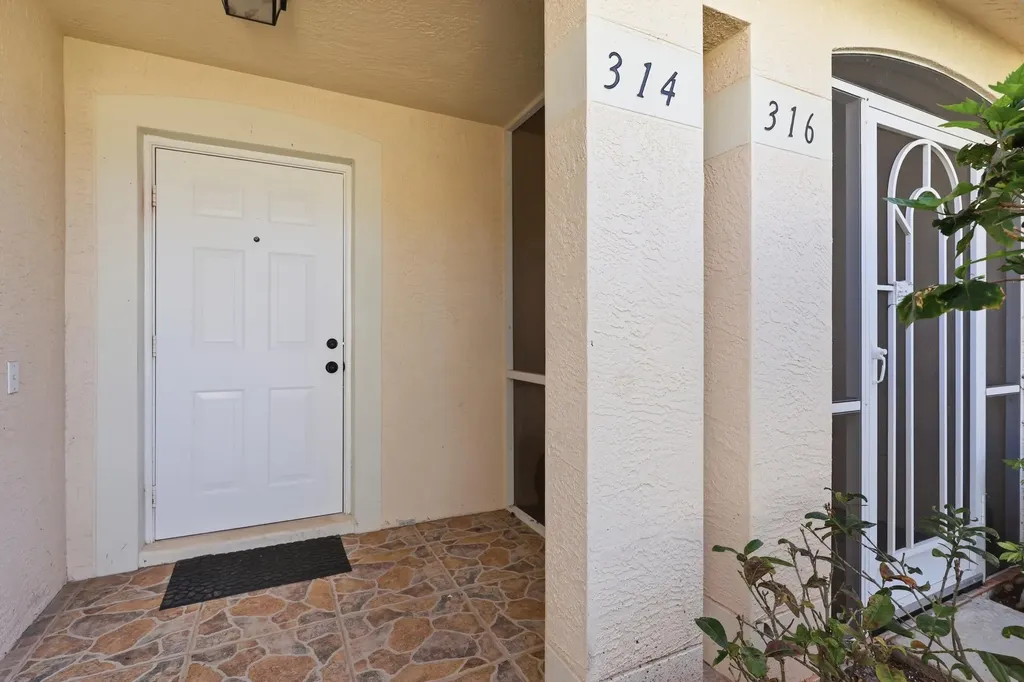 314 Timberwalk Trail Jupiter FL 33458