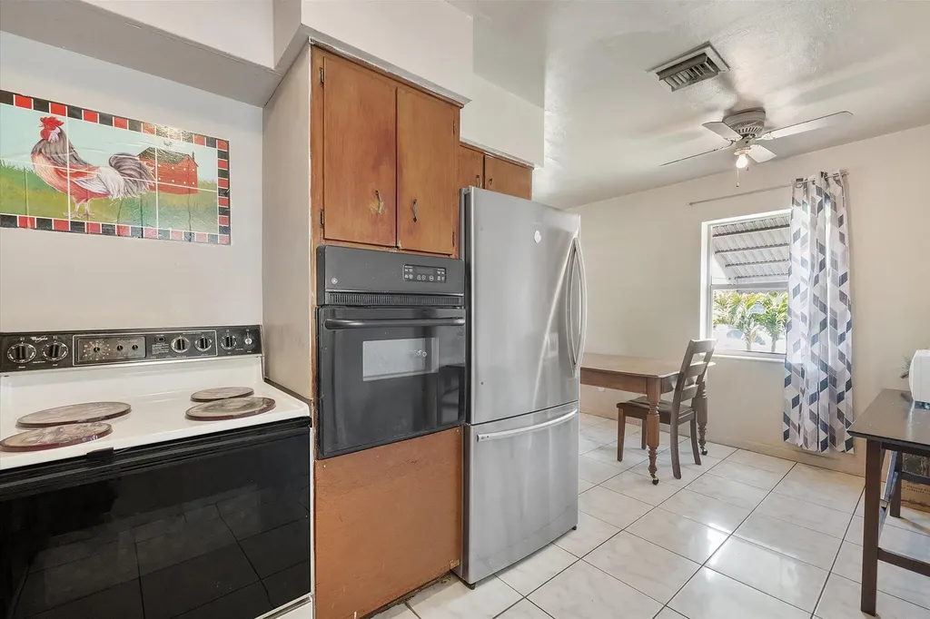 640 SW 28th Terrace Fort Lauderdale FL 33312