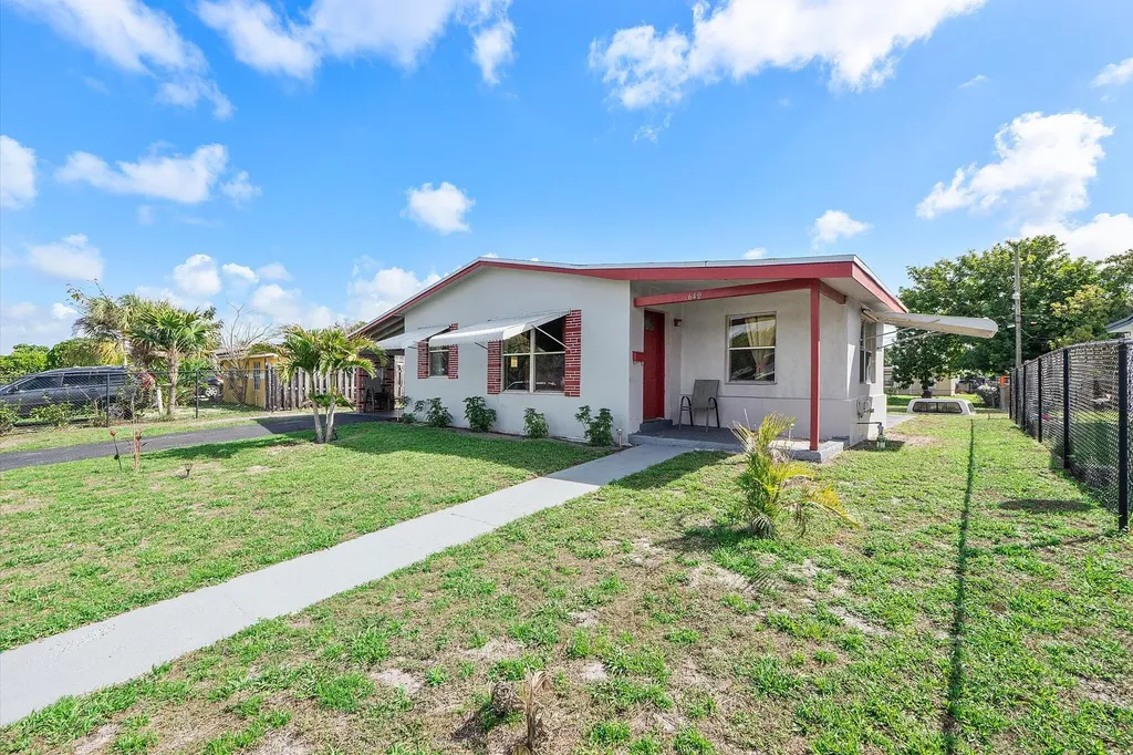 640 SW 28th Terrace Fort Lauderdale FL 33312
