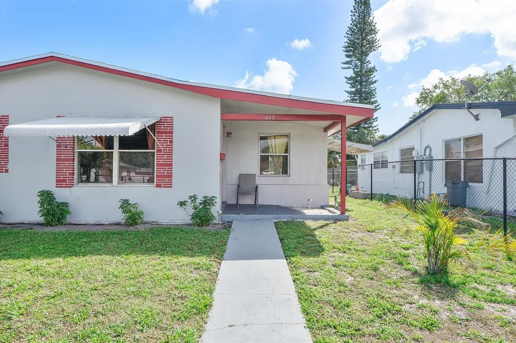 640 SW 28th Terrace Fort Lauderdale FL 33312