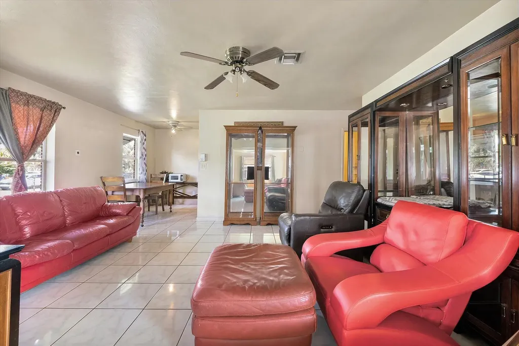 640 SW 28th Terrace Fort Lauderdale FL 33312
