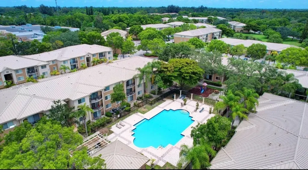 1000 Crestwood Court Court S Royal Palm Beach FL 33411